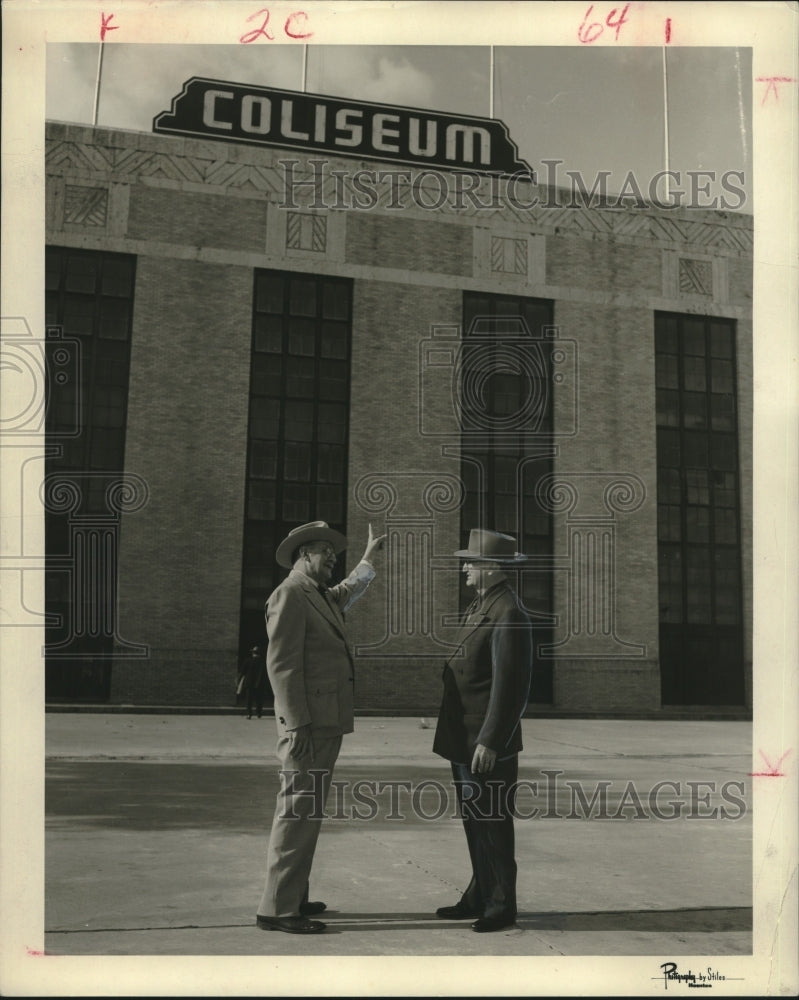 1955 Press Photo Herman Engel & Wesley Brown talk outside Houston Coliseum