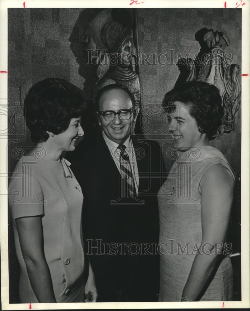 1968 Press Photo Houston Muscular Dystrophy Association officials - hca46390