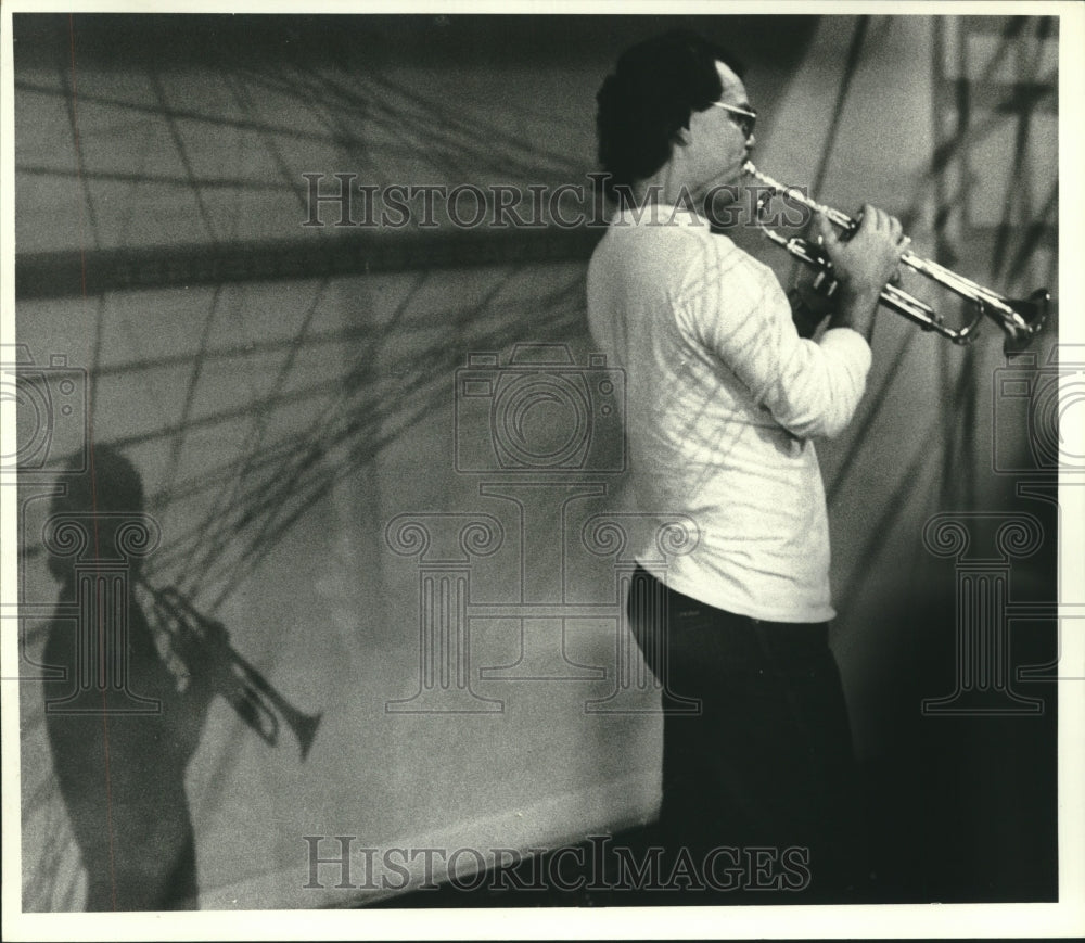 1984 Press Photo Down Downs plays trumpet - hca46597- Historic Images