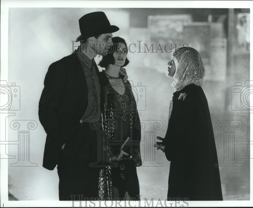 1988 Press Photo Genevieve Bujold-Keith Carradine-Linda Fiorentino, The Moderns- Historic Images