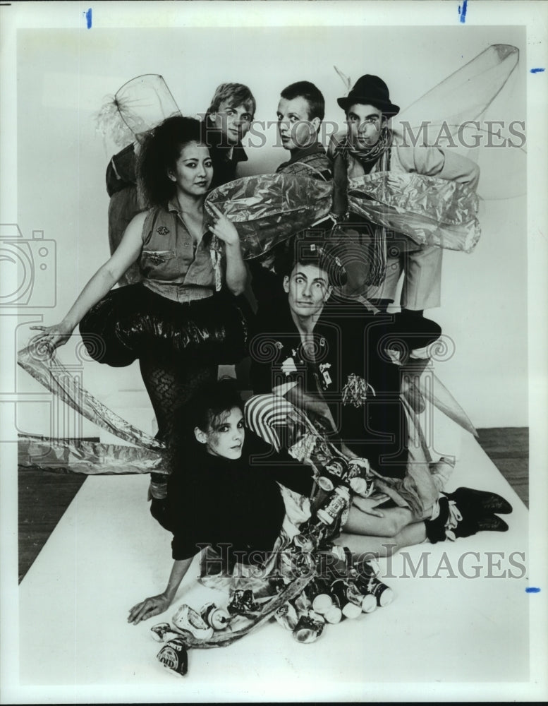 1988 Press Photo Members of One Extra Dance Company - hca47612- Historic Images