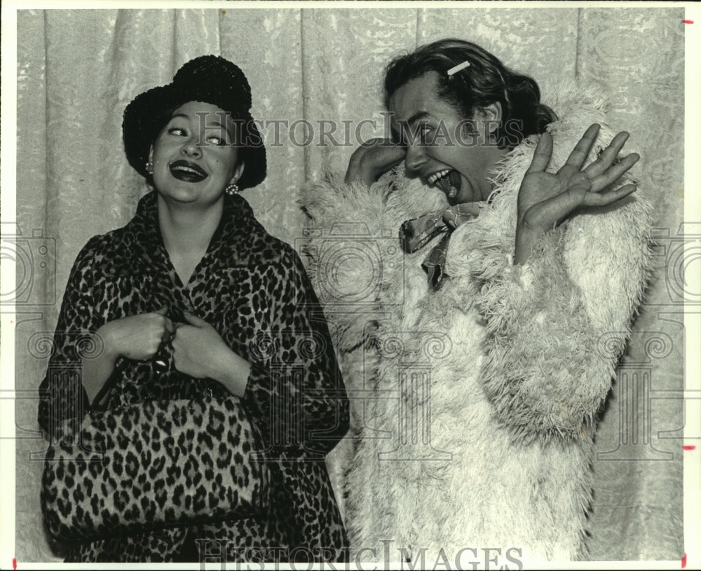 1996 Press Photo Tamarie Cooper &amp; Johnny Hooks in &quot;Tamaialia!&quot; - Orange Show, TX- Historic Images