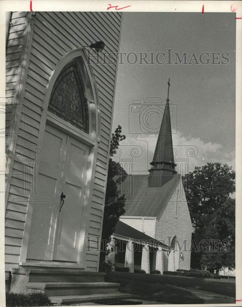 1967 Press Photo Services are still held in the old edifice of St. Peter Church