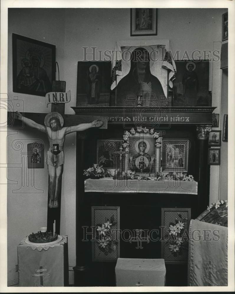 1953 Press Photo Interior of St. Vladimir the King Eastern Orthodox Church
