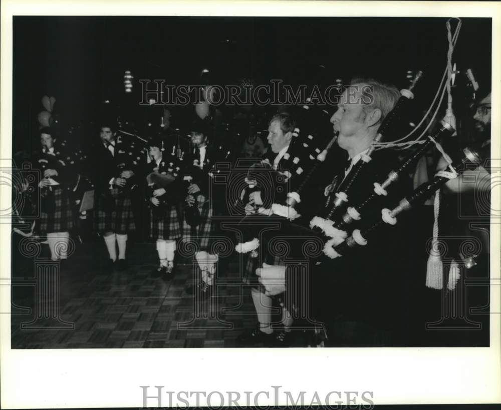 1986 Press Photo Houston Scottish Pipe and Drums in Houston, Texas - hca50782- Historic Images