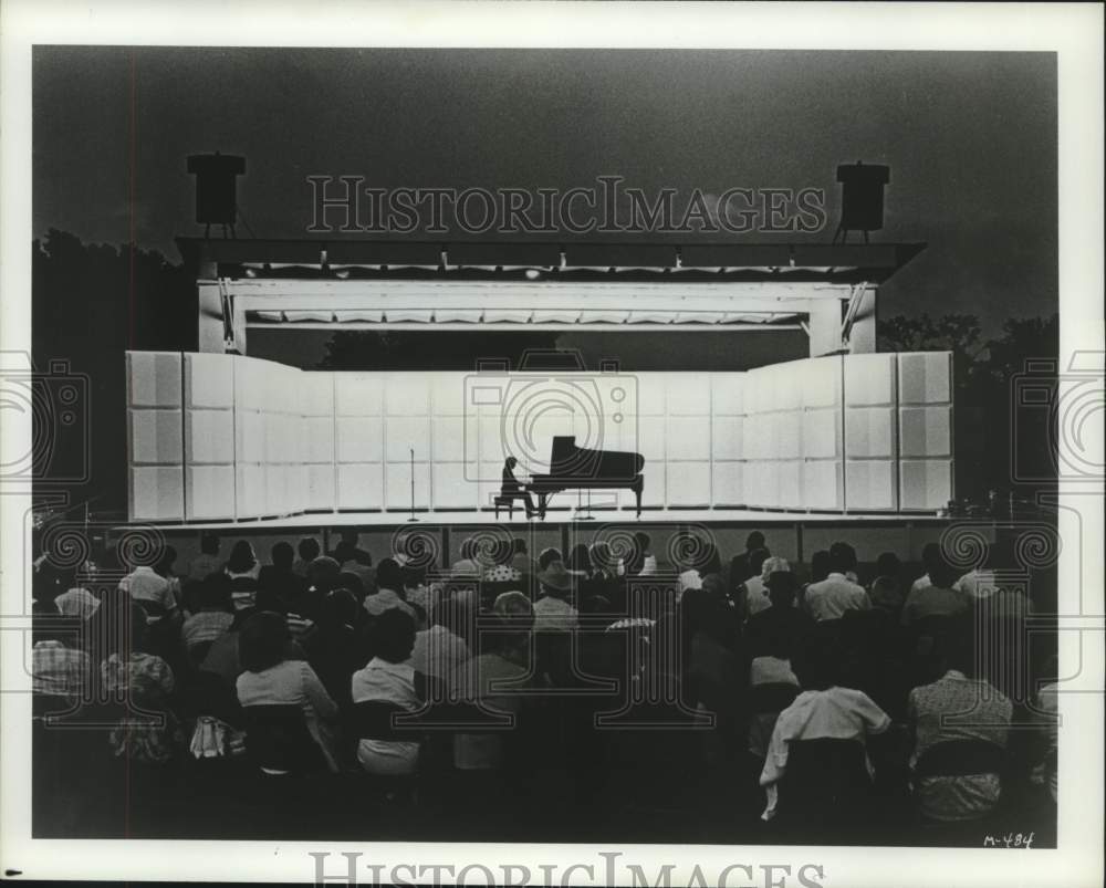 1978 Press Photo Pianist James Dick Performs, Festival Institute, Round Top- Historic Images