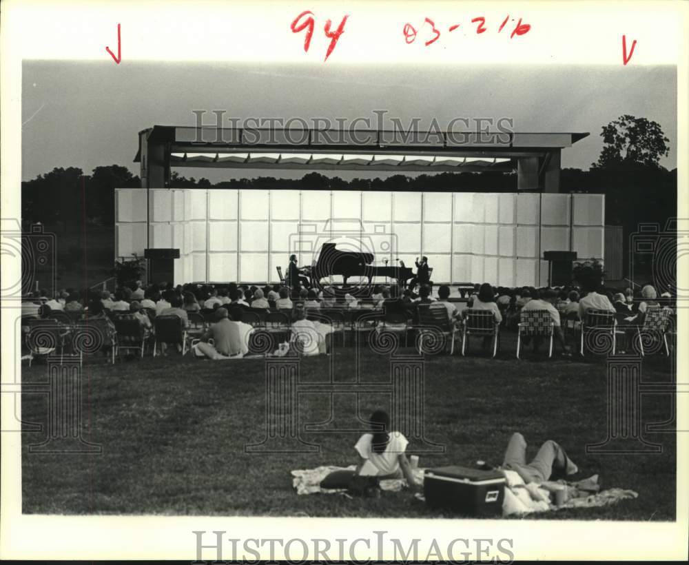 1979 Press Photo Gala Opening Night at International Round Top Festival, Texas- Historic Images