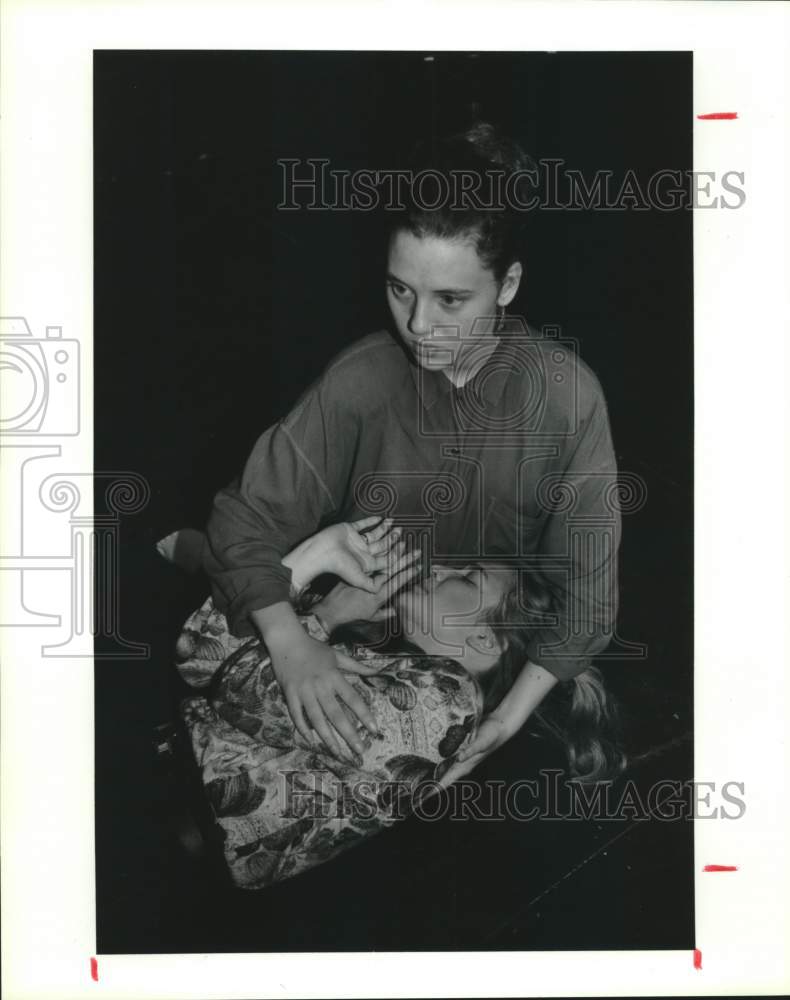 1990 Press Photo Rice Players Andrea McCullough & Samantha Hedren in Houston- Historic Images