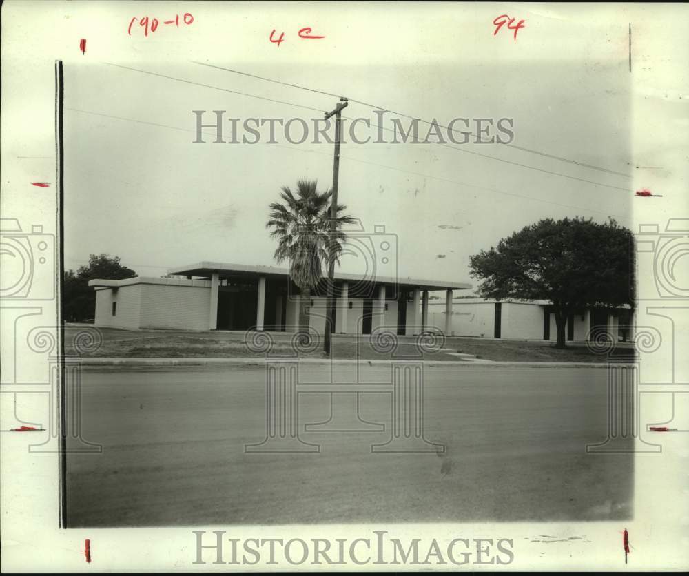 1968 Press Photo New City Hall and Post Office Dedicated in Sealy, Texas