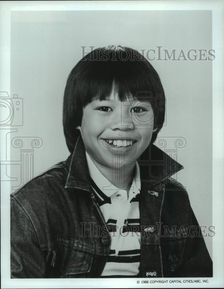 1986 Press Photo Ernie Reyes, Jr. Stars in &quot;Sidekicks&quot; on ABC Television Network- Historic Images