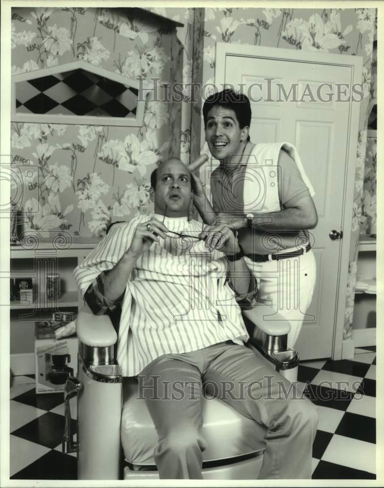 1989 Press Photo Richard Stokes &amp; Tony Whitcomb star in &quot;Shear Madness&quot;- Historic Images