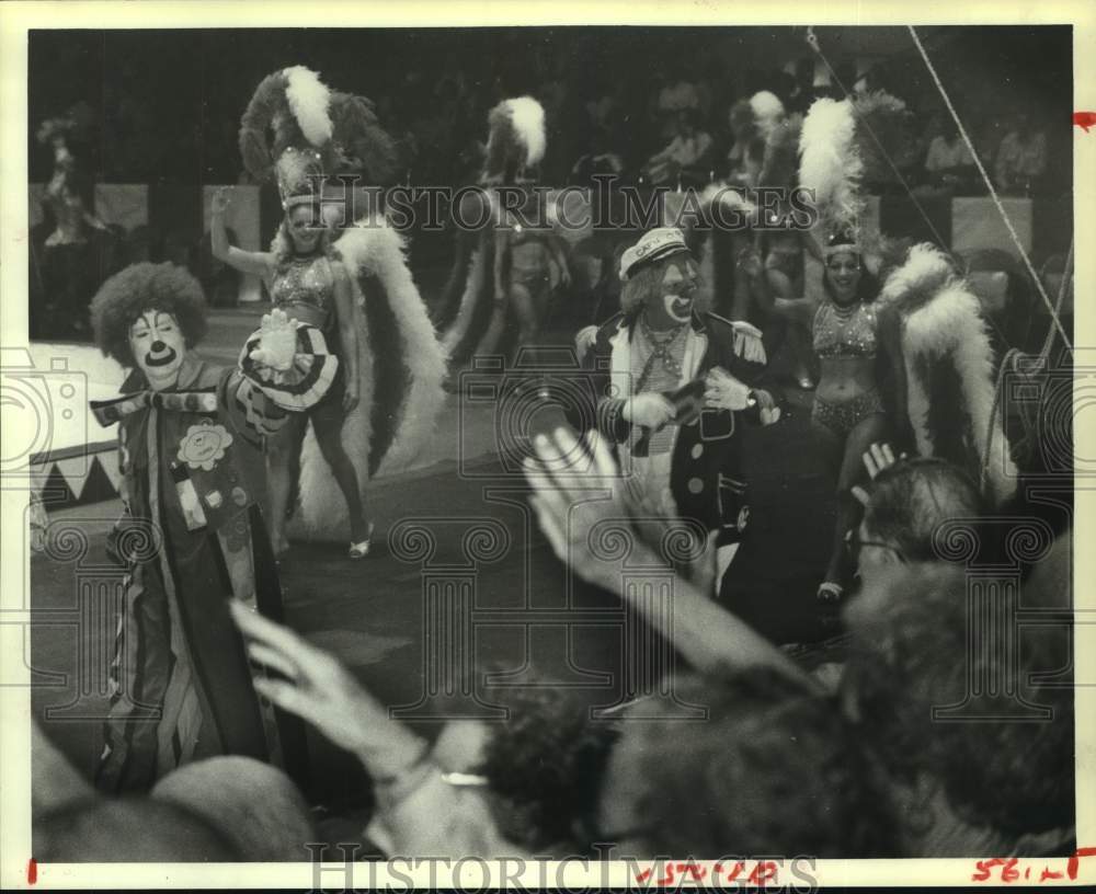 1980 Press Photo Performers of the Arabia Temple Shrine Circus, Houston Texas- Historic Images