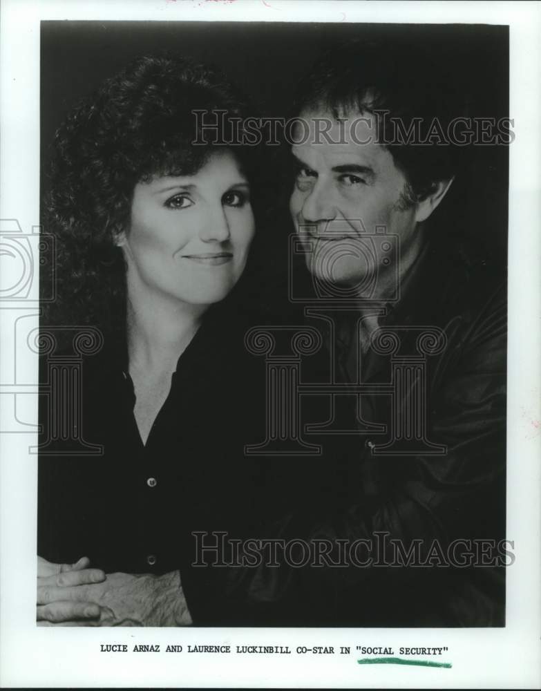 1987 Press Photo Lucie Arnaz & Laurence Luckinbill co-star in "Social Security"- Historic Images