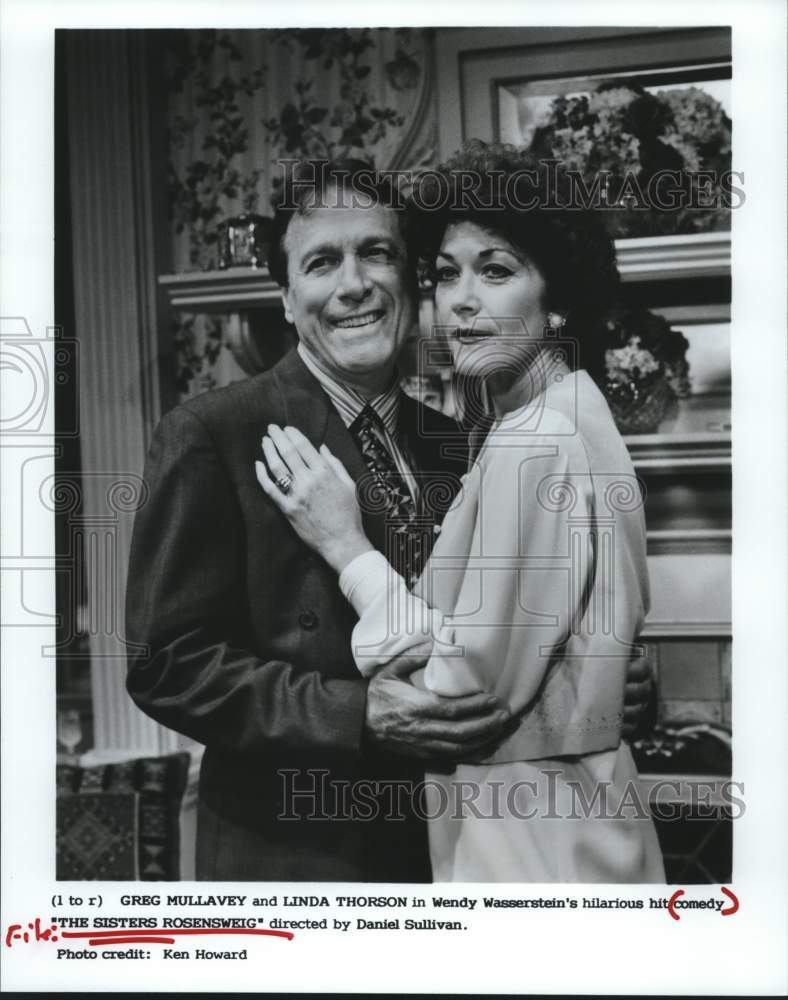 1995 Press Photo Greg Mullavey &amp; Linda Thorson In Comedy &quot;The Sisters Rosenweig&quot;- Historic Images