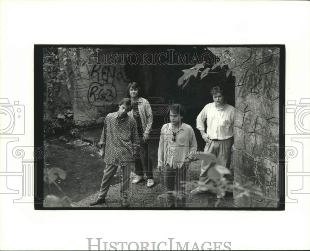 1994 Press Photo Members of the Pop Group &quot;The Solid Goldsteins&quot; - hca54156- Historic Images