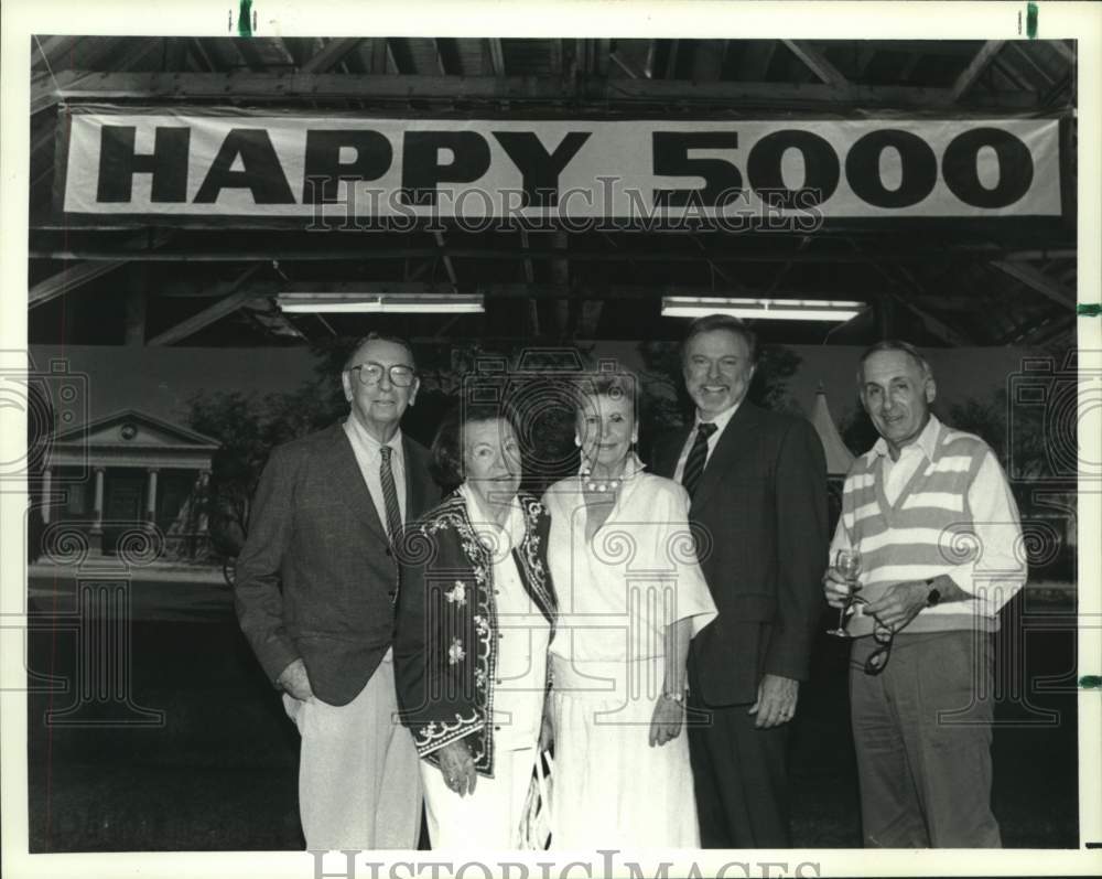 1985 Press Photo Cast &amp; Crew of &quot;Days of Our Lives&quot; Celebrating 20th Anniversary- Historic Images