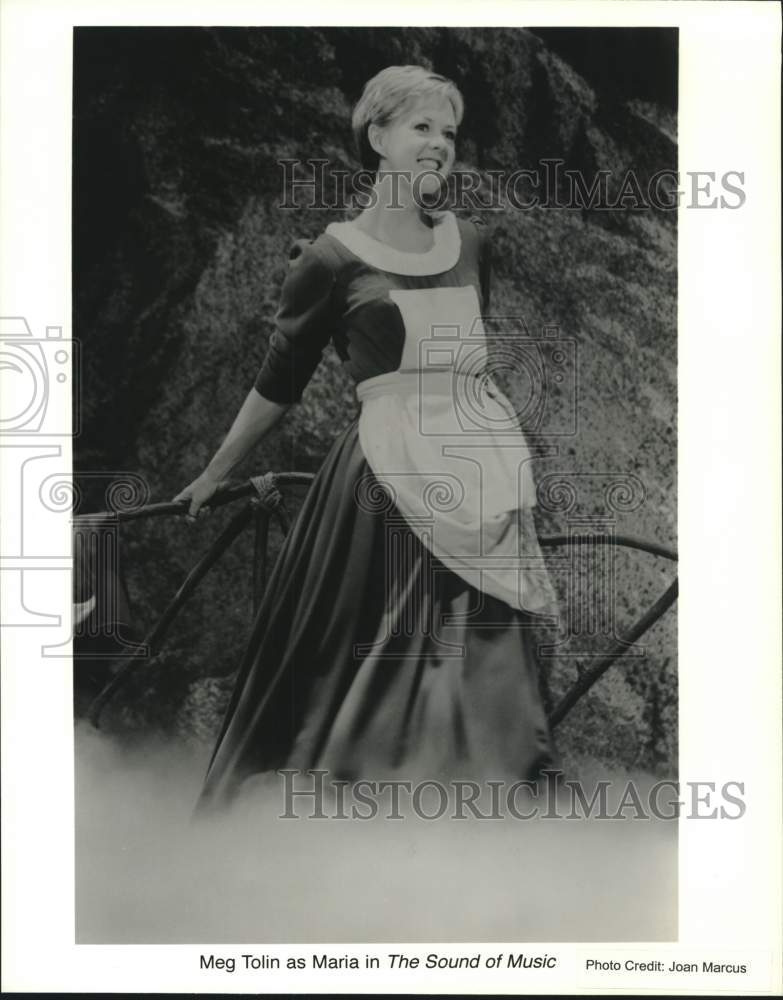 2000 Press Photo Meg Tolin as Maria in &quot;The Sound of Music&quot; touring company- Historic Images