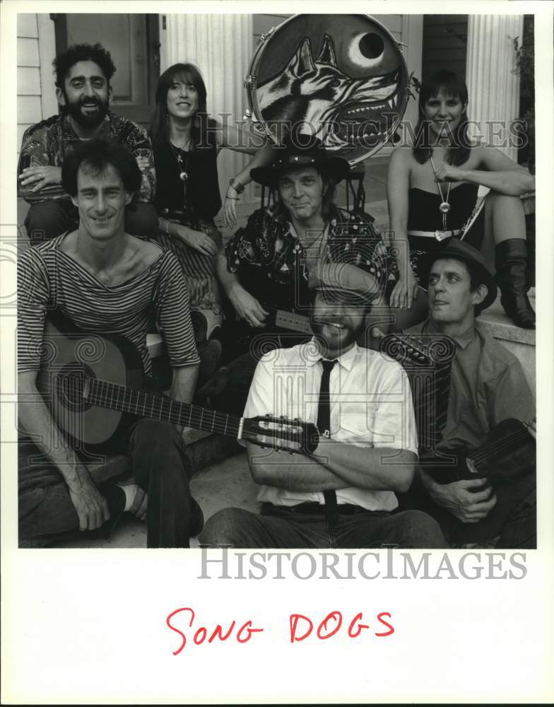 1988 Press Photo Music group Song Dogs - hca54637- Historic Images