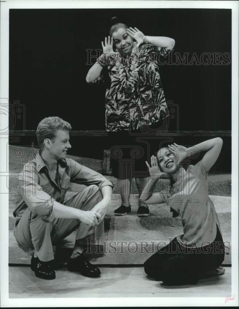 1987 Press Photo Actors perform &quot;Happy Talk&quot;, in South Pacific Musical- Historic Images