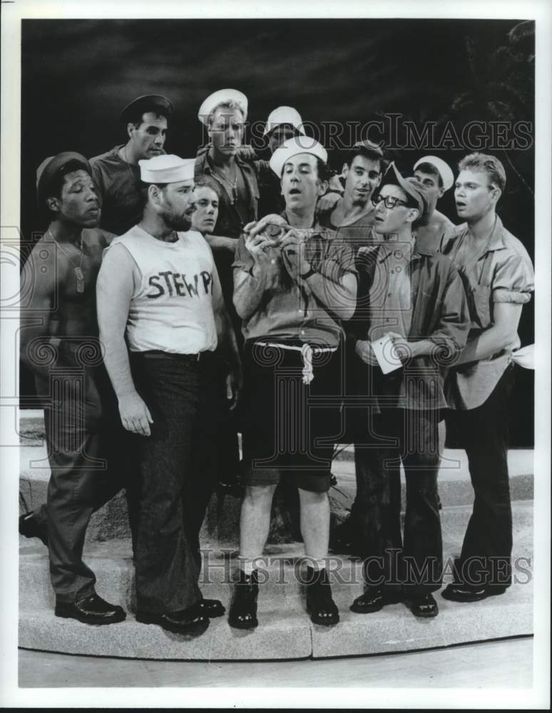 1988 Press Photo Paul Keith and touring company in a scene from &quot;South Pacific&quot;- Historic Images