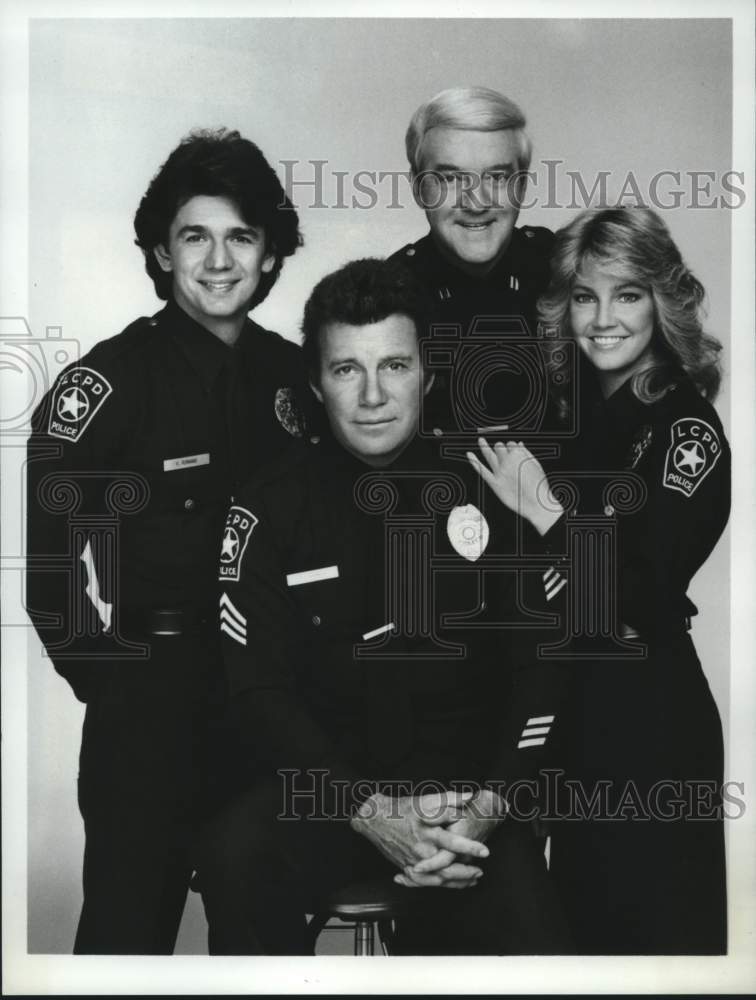 1982 Press Photo William Shatner and the cast of &quot;T.J. Hooker&quot; on ABC-TV- Historic Images