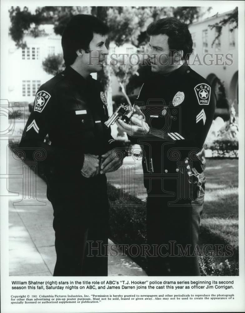 1983 Press Photo James Darren and William Shatner in &quot;T.J. Hooker&quot; on ABC- Historic Images