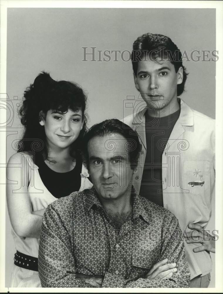 1986 Press Photo Dan Hedaya stars as Nick Tortelli in &quot;The Tortellis&quot; on NBC-TV- Historic Images