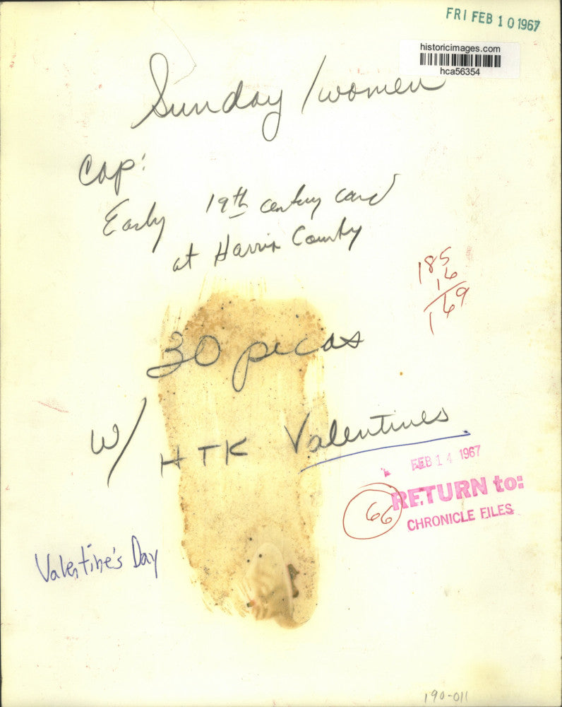 1967 Press Photo Multilayered Valentine's Day Card - hca56354