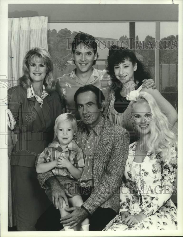 1987 Press Photo Cast of television show &quot;The Tortellis&quot; - hca57561- Historic Images