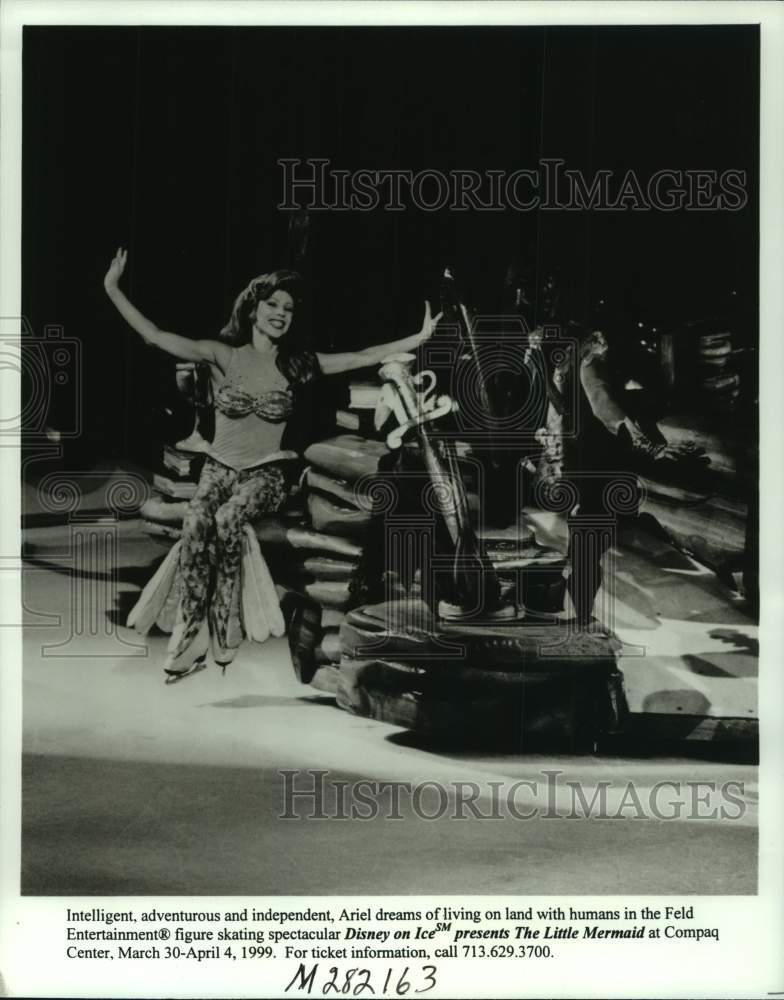 1999 Press Photo Scene from &quot;Disney On Ice&quot; presents &quot;The Little Mermaid&quot;- Historic Images