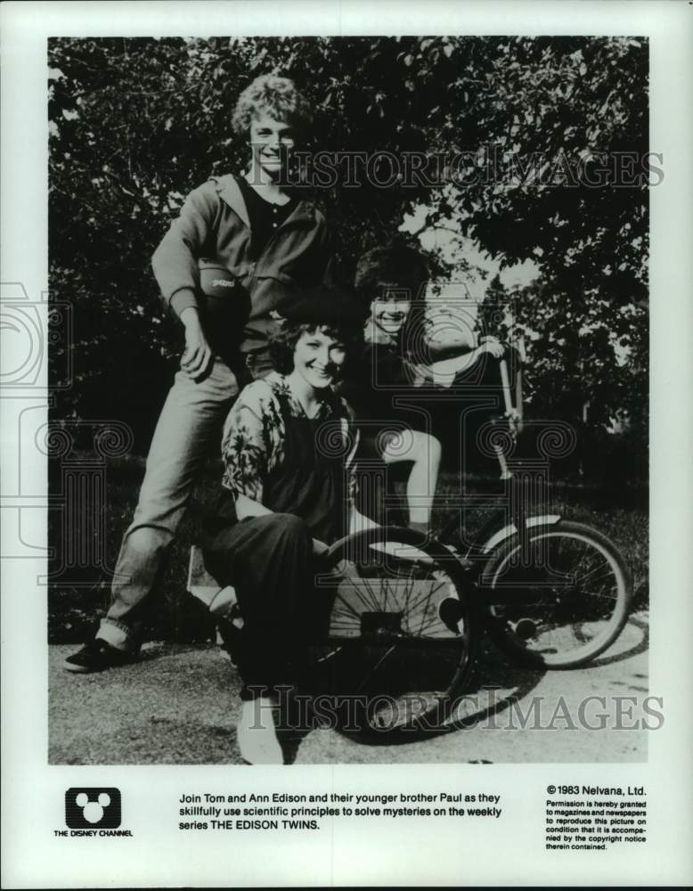 1983 Press Photo Tom, Ann and Paul Edison on &quot;The Edison Twins&quot; series- Historic Images