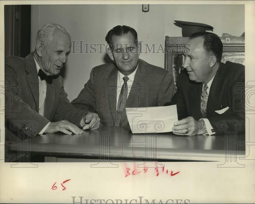 1957 Press Photo Members of the State Board of Water Engineers in Texas- Historic Images