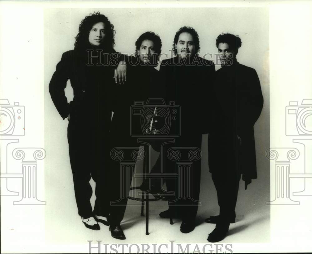 1990 Press Photo Members of &quot;The Wild Cards,&quot; a Latino Rock Band - hca59224- Historic Images