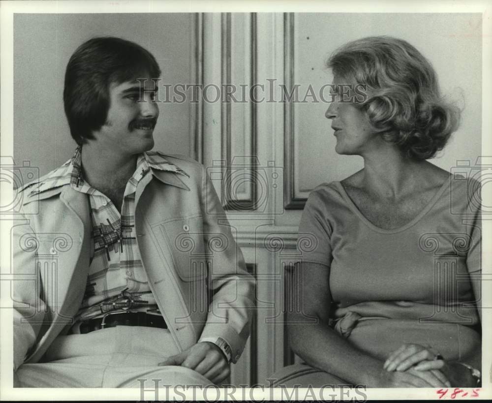 1976 Press Photo Bob Ewell, Alice Wilkinson, The Women in Box 359 movie actors- Historic Images