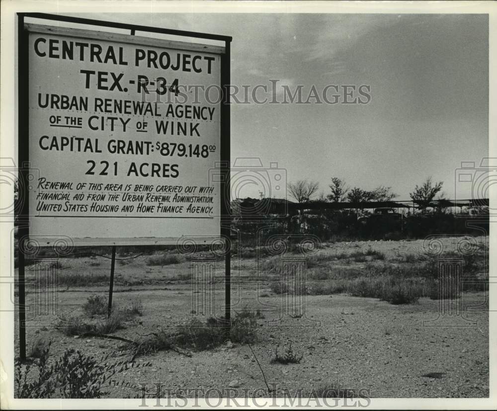 1967 Press Photo Sign for Central Project On Hendrick Boulevard, Wink, Texas- Historic Images