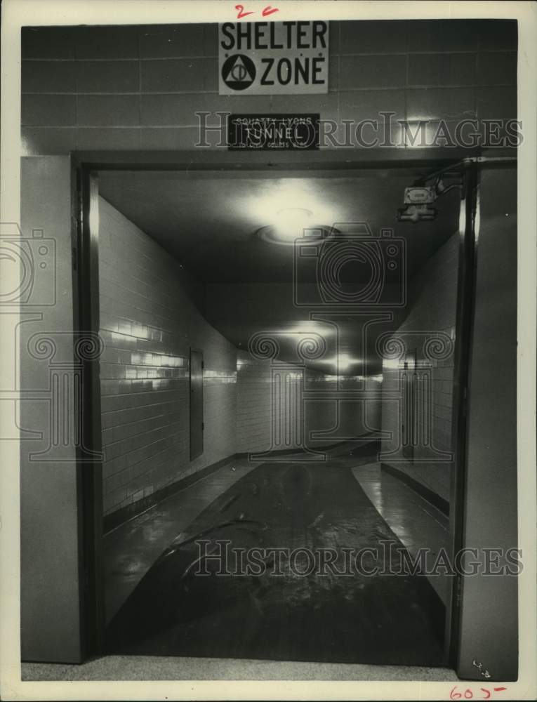 1965 Press Photo Tunnel in Houston, Texas - hca59687- Historic Images