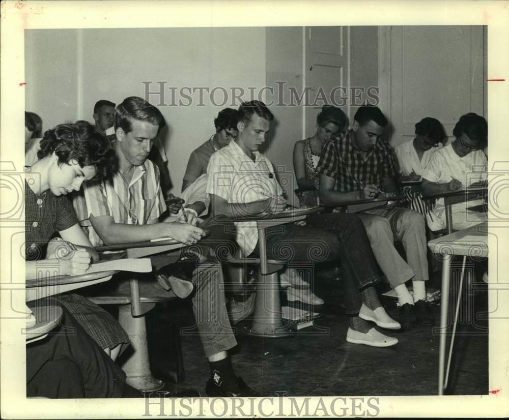 1962 Press Photo Students take quiz in co-ed Spanish class - Texas A&amp;M Univ- Historic Images