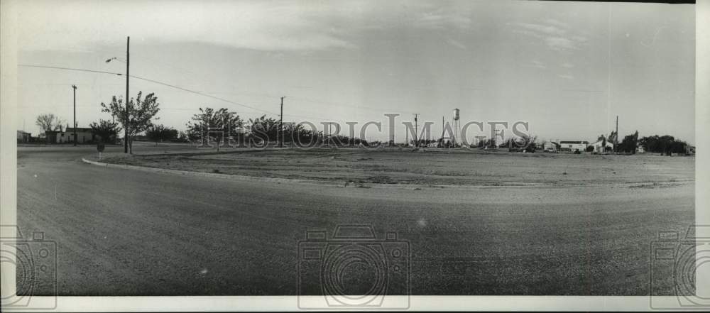 1967 Press Photo Empty Lot on Hendrick Boulevard, Wink, Texas - hca60326- Historic Images