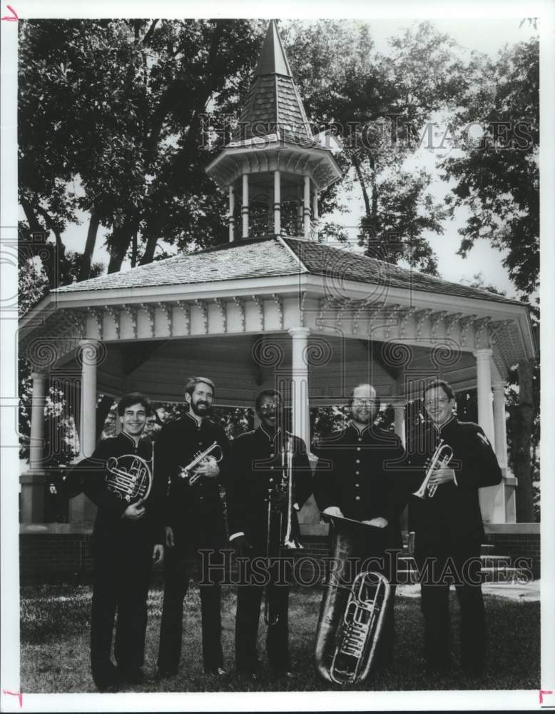 1990 Press Photo Paragon Brass Ensemble Performs at Marmion Park - hca60889- Historic Images