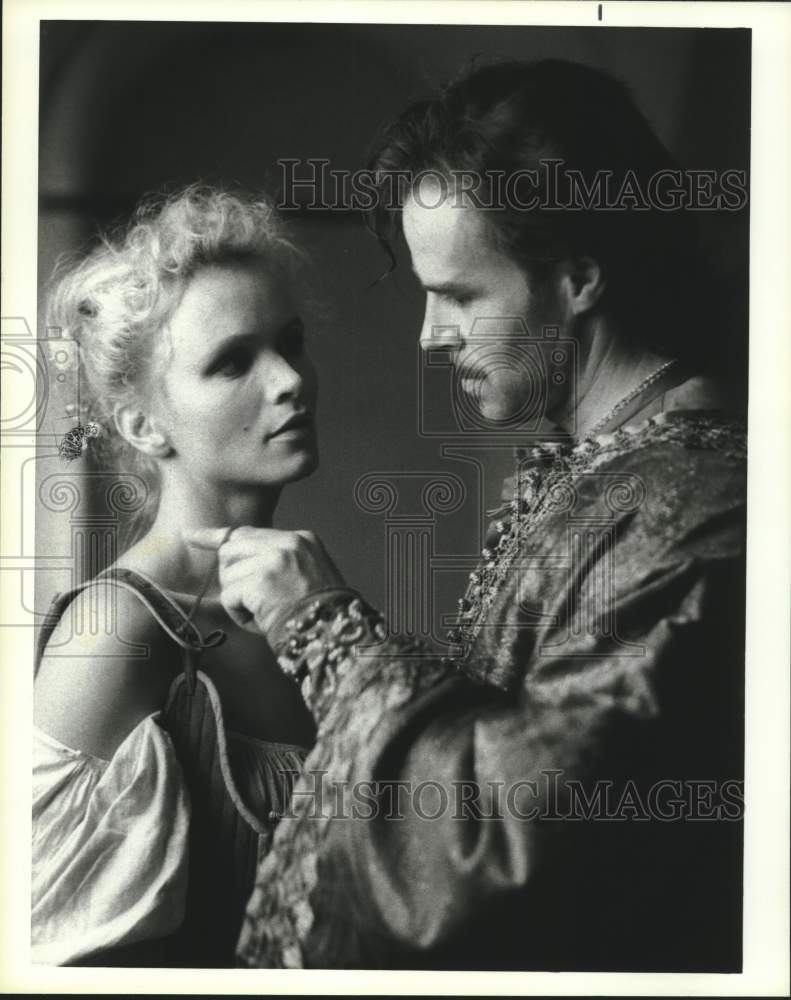 1985 Press Photo Jan Niklas, Renee Soutendijk Star in NBC-TV&#39;s &quot;Peter the Great&quot;- Historic Images