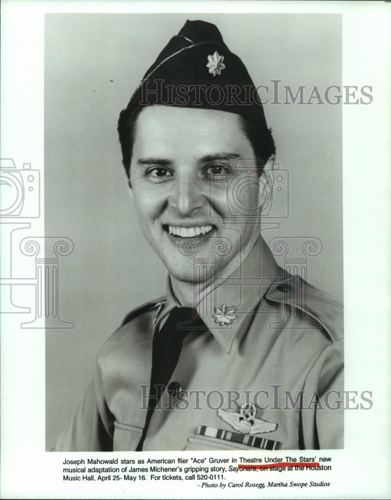 1993 Press Photo Joseph Mahowald - Theatre Under the Stars' musical "Sayonara"- Historic Images