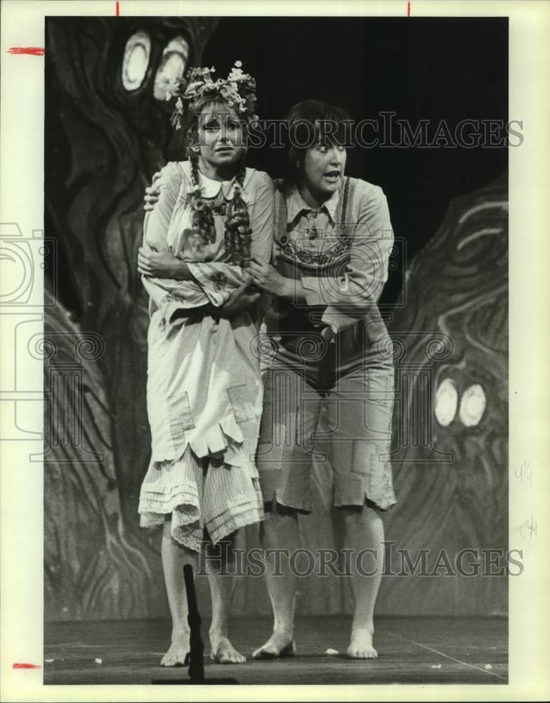 1983 Press Photo Scene from &quot;Hansel and Gretel&quot; by Houston Grand Opera- Historic Images