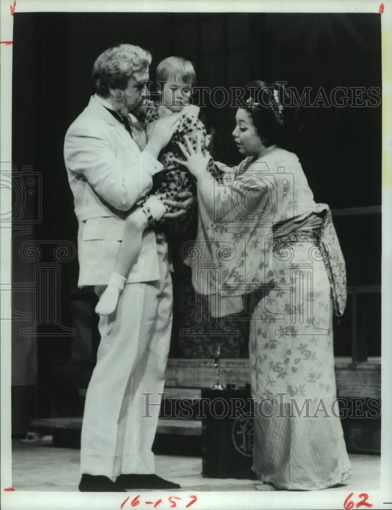 1984 Press Photo Scene from &quot;Madame Butterfly&quot; by Texas Opera Theater- Historic Images