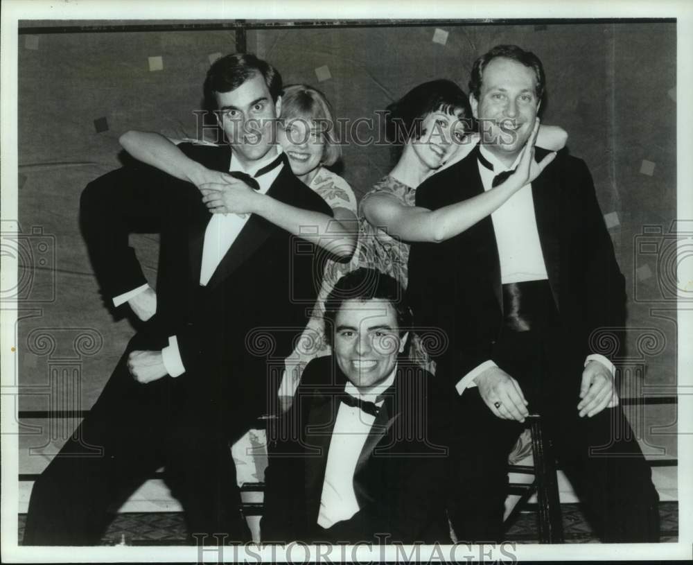 1986 Press Photo Members of the Texas Opera Theater At Northwest Mall- Historic Images