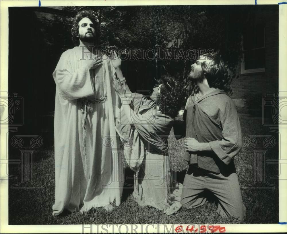 1981 Press Photo Performers in Scene at Miller Outdoor Theater, Houston- Historic Images