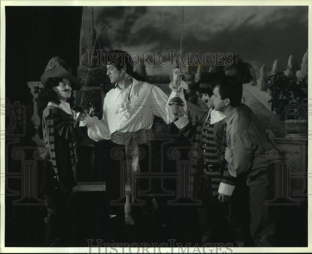 1995 Press Photo &quot;Singing in the Rain&quot; at Theatre Under The Stars in Houston, TX- Historic Images