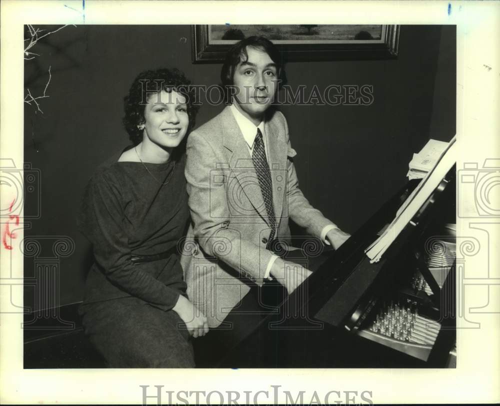 1979 Press Photo Theater Under the Stars&#39; Pianist Wayne Green, wife Lisa-Houston- Historic Images