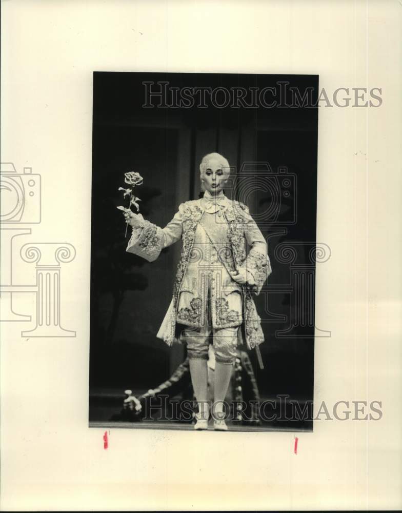 1992 Press Photo Susanne Mentzer in Santa Fe Opera's "Der Rosenkavalier"- Historic Images