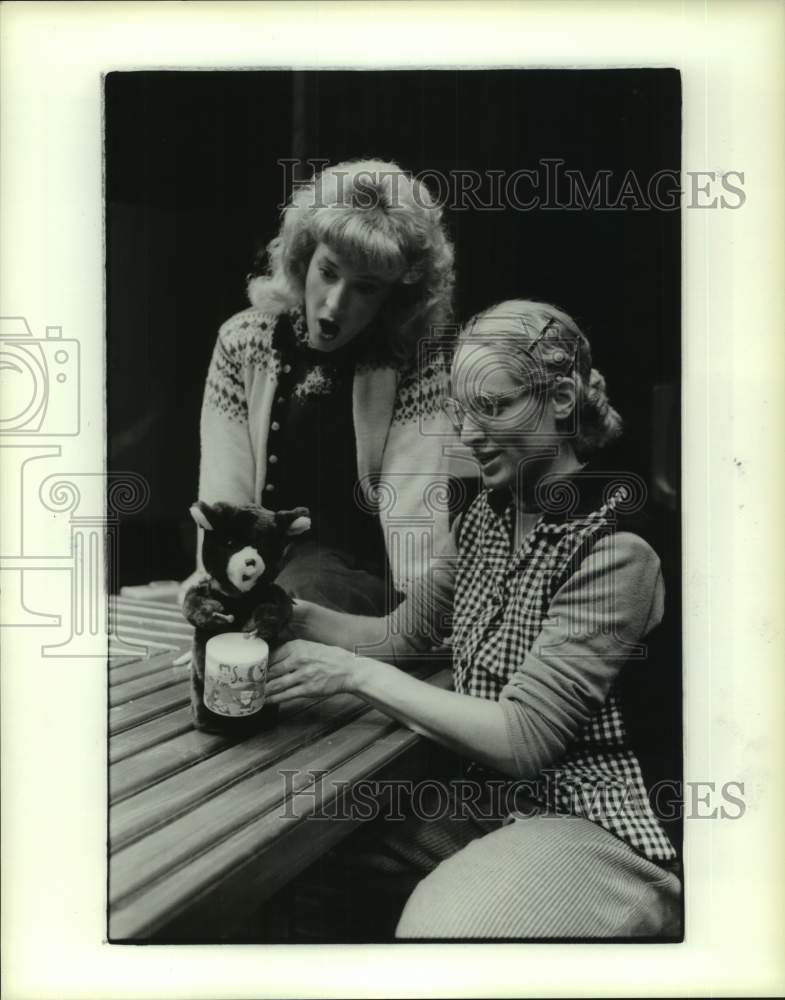 1987 Press Photo Scene From &quot;Shooting Stars&quot; at Alley Theatre in Houston, Texas- Historic Images