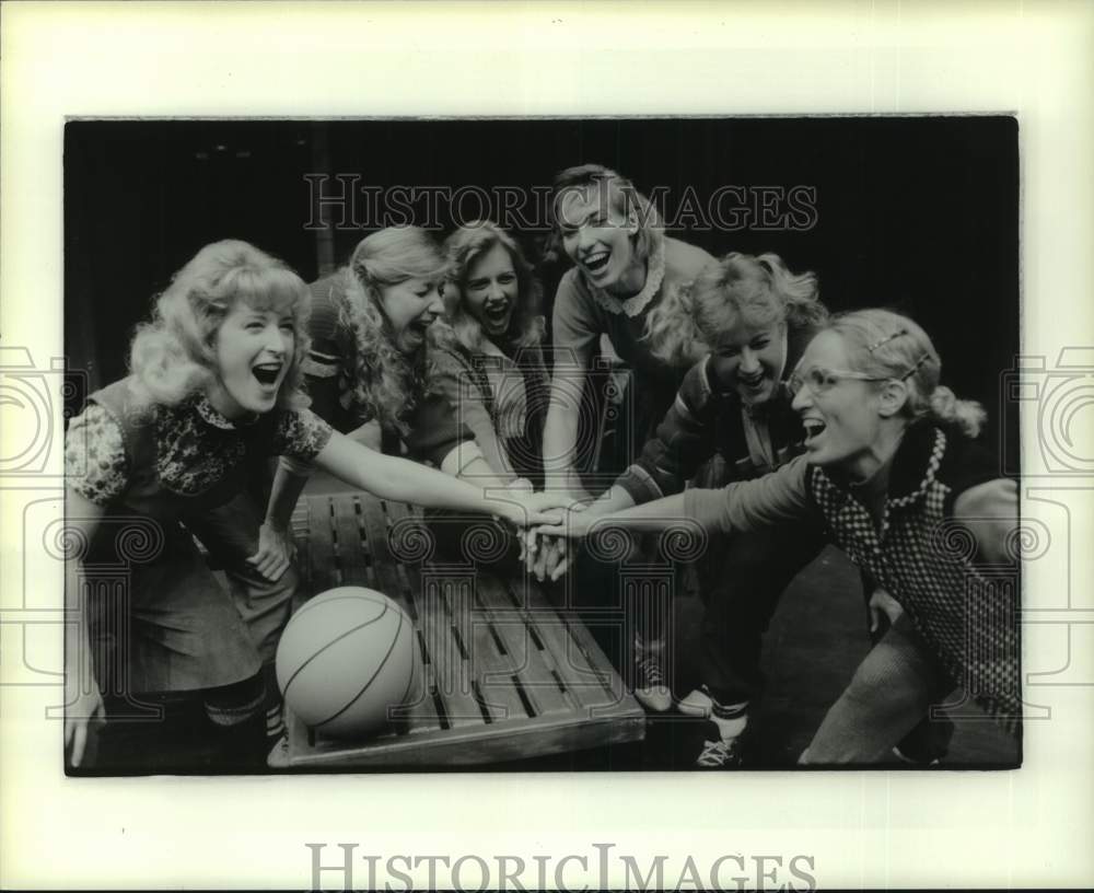1987 Press Photo Scene from "Shooting Stars" at Alley Theater in Houston- Historic Images